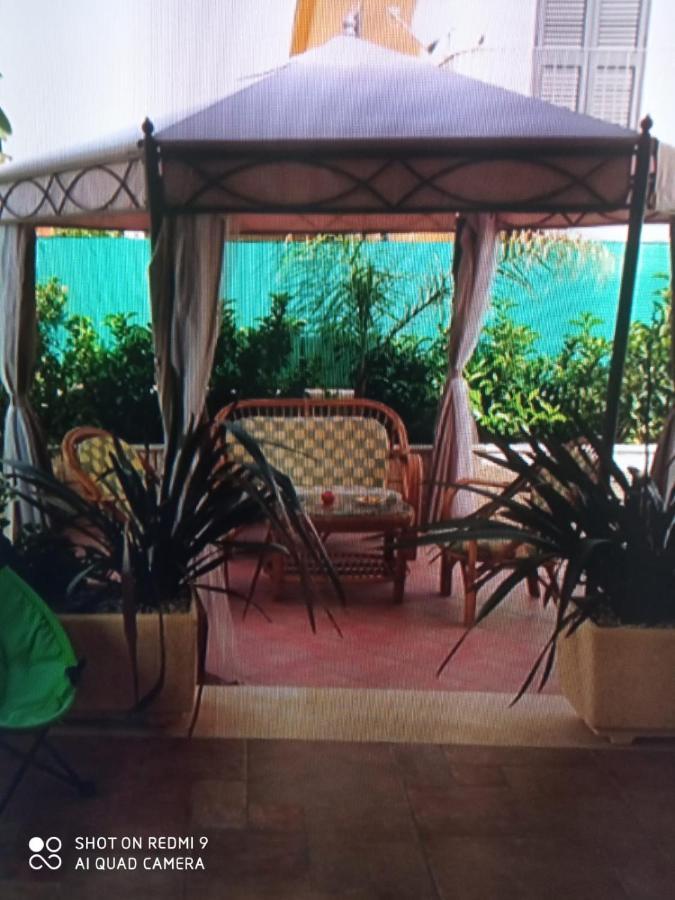 مبيت وإفطار ليكاتا Casa Felice المظهر الخارجي الصورة